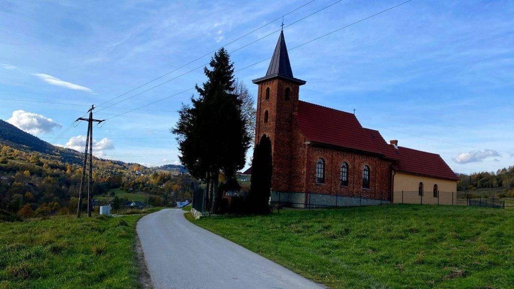 Kaplica w Grzechyni
